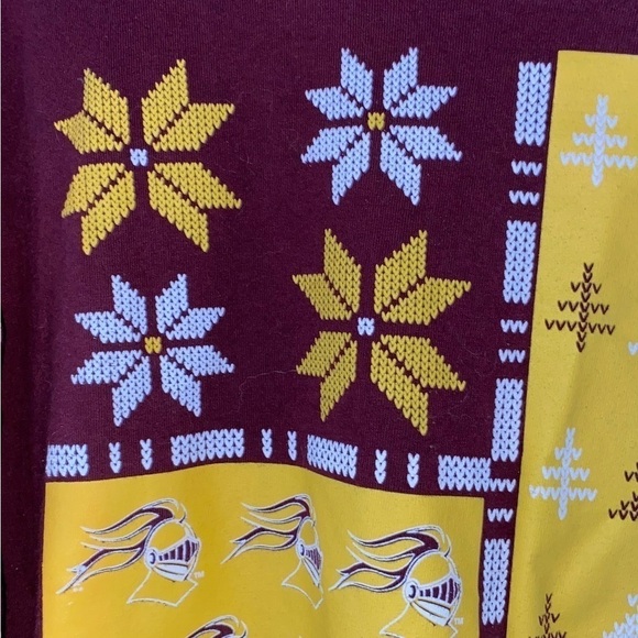 Champion burgundy long sleeve winter theme athletic shirt - Picture 4 of 11